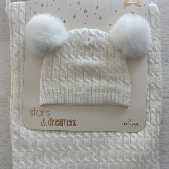 Stars and Dreamers Hat & Blanket Set‎ – Cozy & Adorable Baby Gift 🎀 - Picture 1 of 3